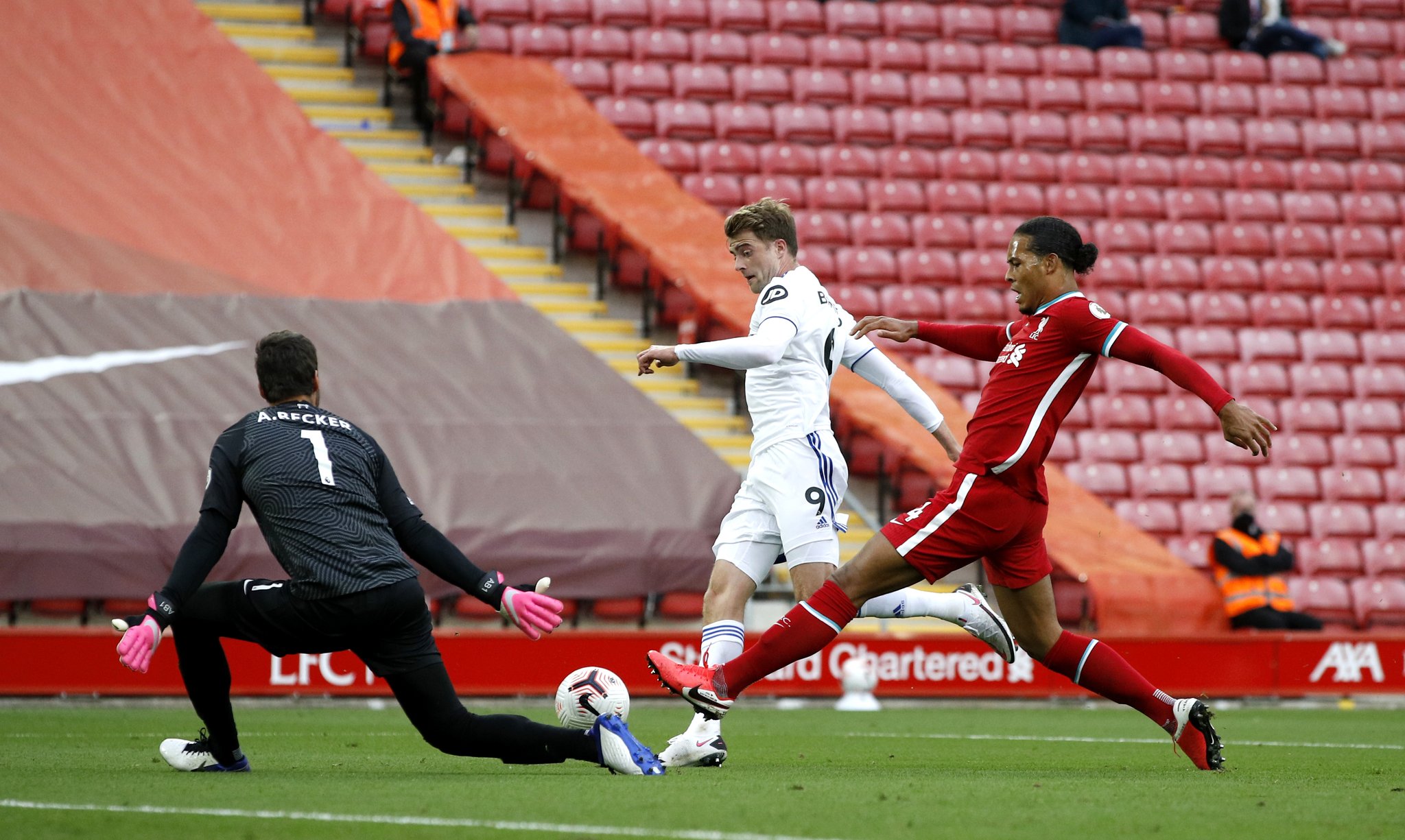 遇爱交友网站品牌LOGO设计案例